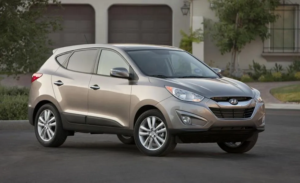 Hyundai Tucson Buy Used Car-Cyrus Auto Parts